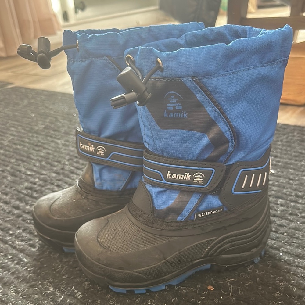 Kamik Blue and Black Waterproof Boots